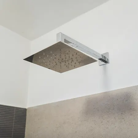 Er Nido-monolocale Con Terrazza A ローマ