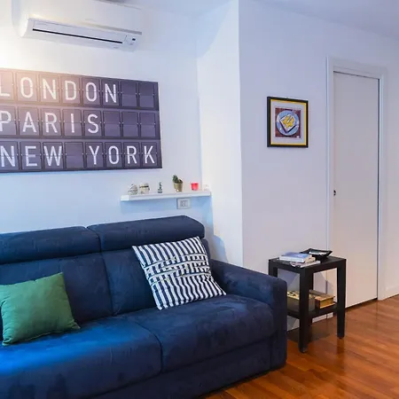 Er Nido-monolocale Con Terrazza A アパート ローマ